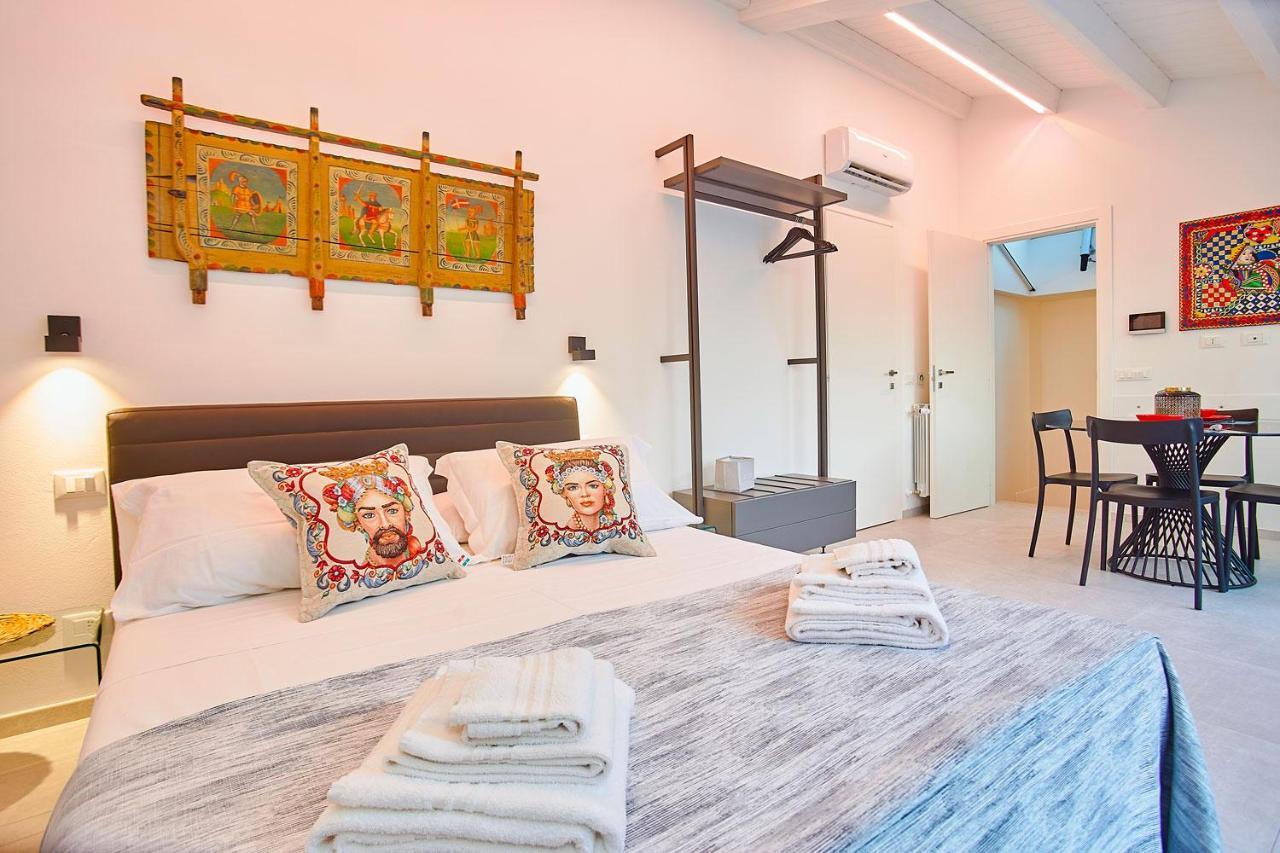 Porta Del Golfo Apartments & Suites 卡斯泰拉马莱 外观 照片