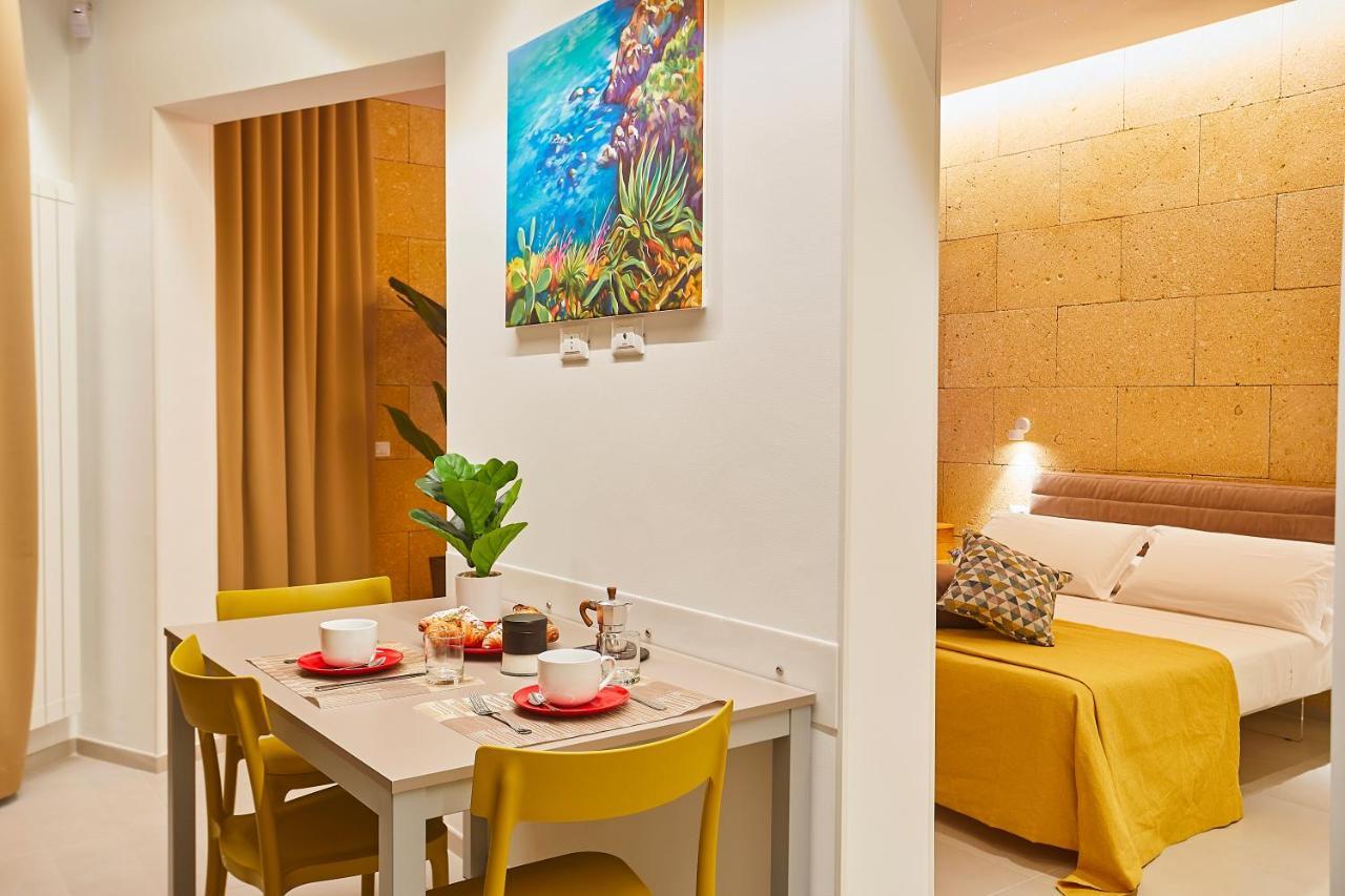 Porta Del Golfo Apartments & Suites 卡斯泰拉马莱 外观 照片