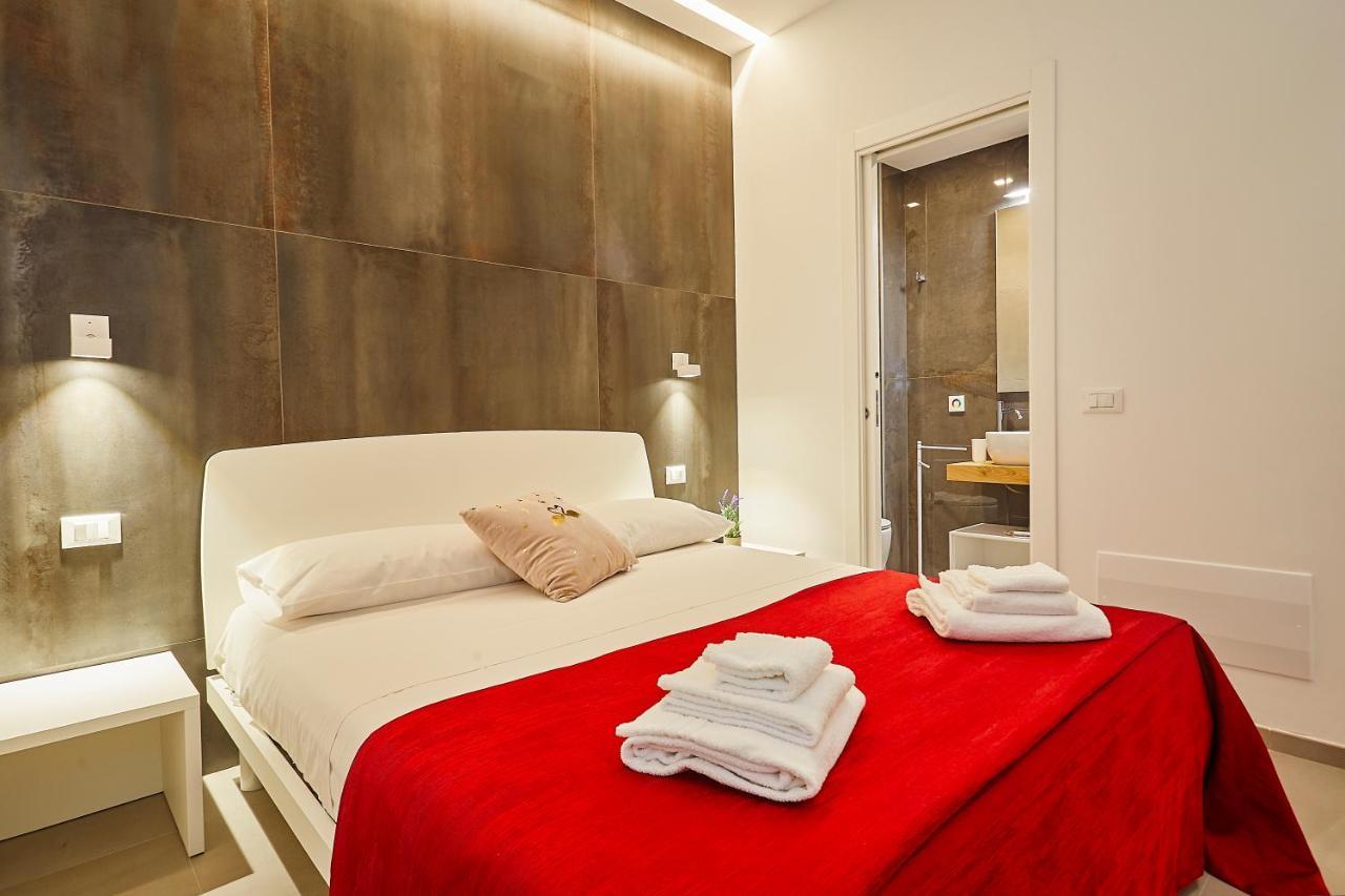 Porta Del Golfo Apartments & Suites 卡斯泰拉马莱 外观 照片