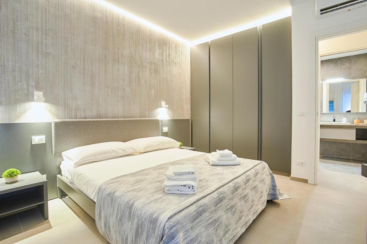 Porta Del Golfo Apartments & Suites 卡斯泰拉马莱 外观 照片